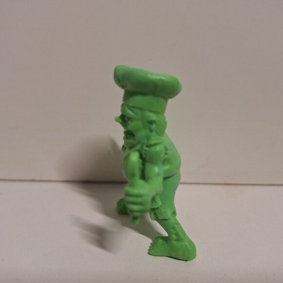 Stu B You SLUG Zombies Series 2 Green Zombie Figure Jakks 2012 Cooking Chef - Picture 2 of 6
